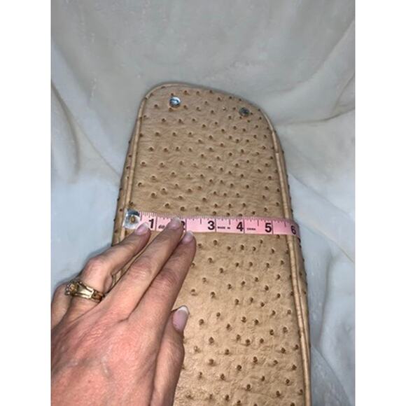 Ivanka Trump Beige Faux Ostrich Vegan Leather‎ Shoulder Bag Women - Picture 3 of 8